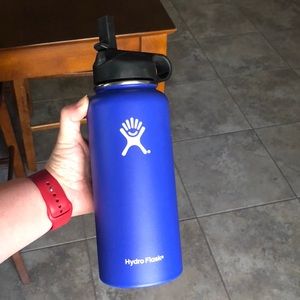 32 ounce hydro flask